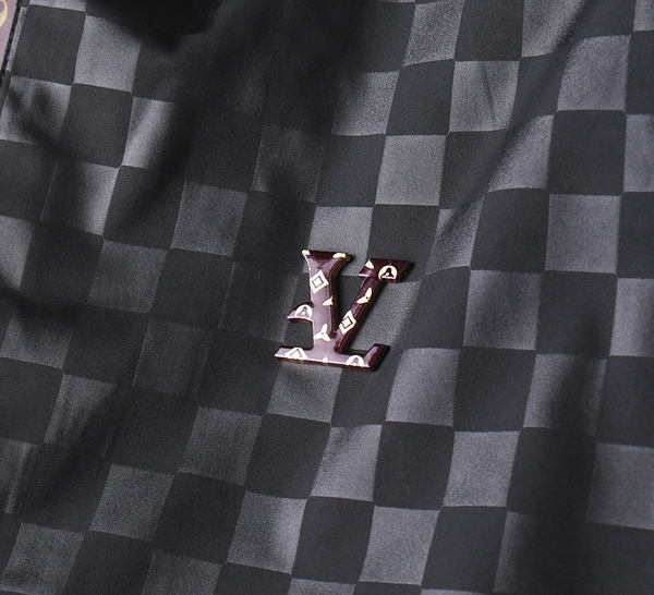 ブランドジャケット着用イメージ